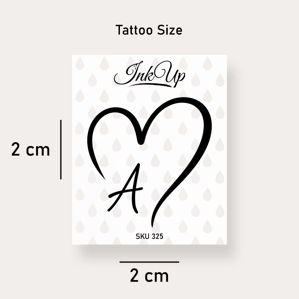 A Buchstaben Herz Tattoo