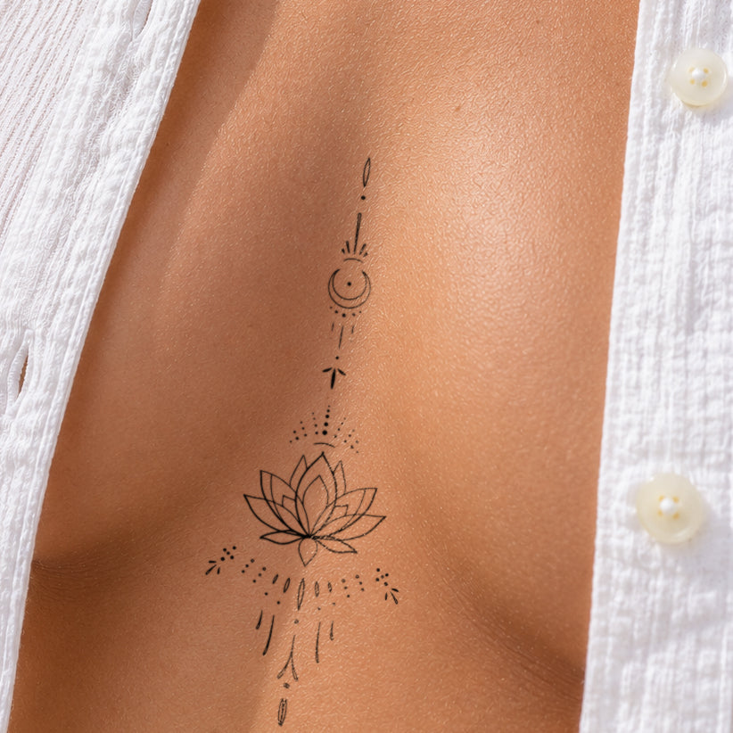Lotus måne ornamenter tatovering