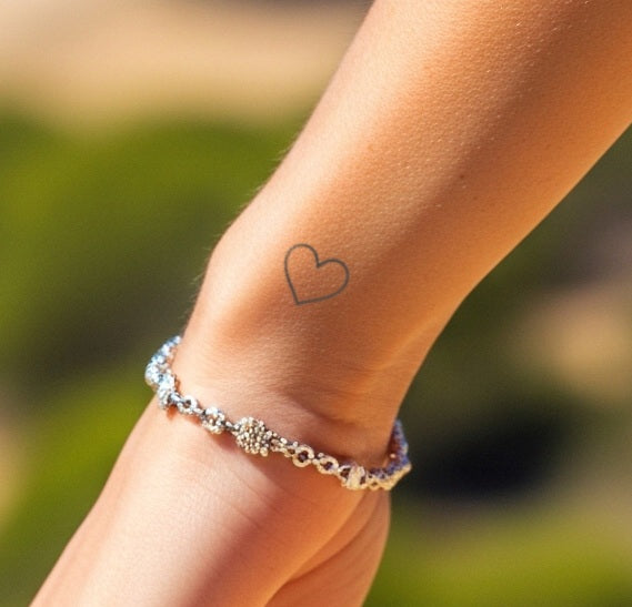 Herz Tattoo Hand