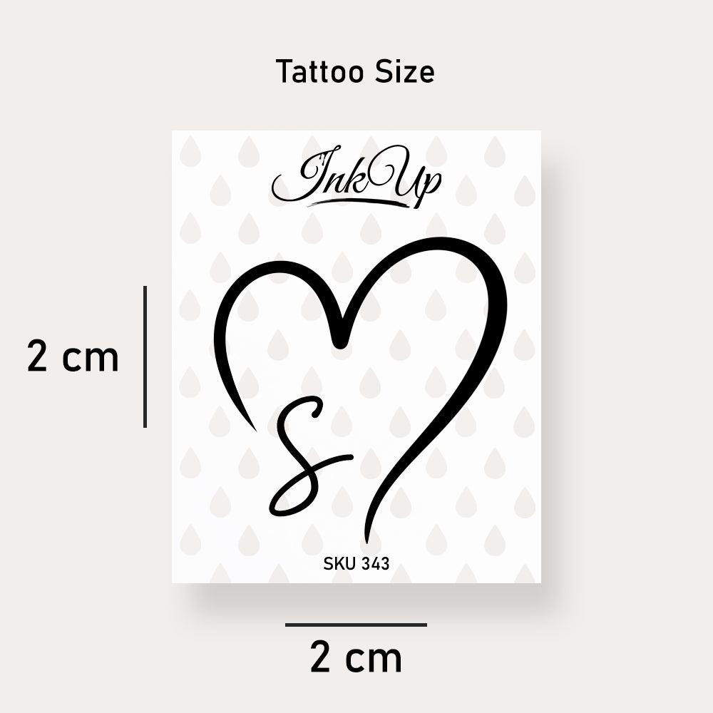S Buchstaben Herz Tattoo