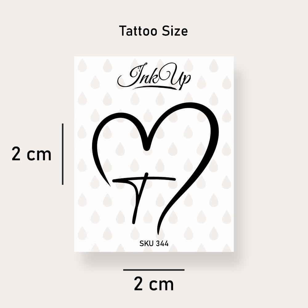 T Buchstaben Herz Tattoo