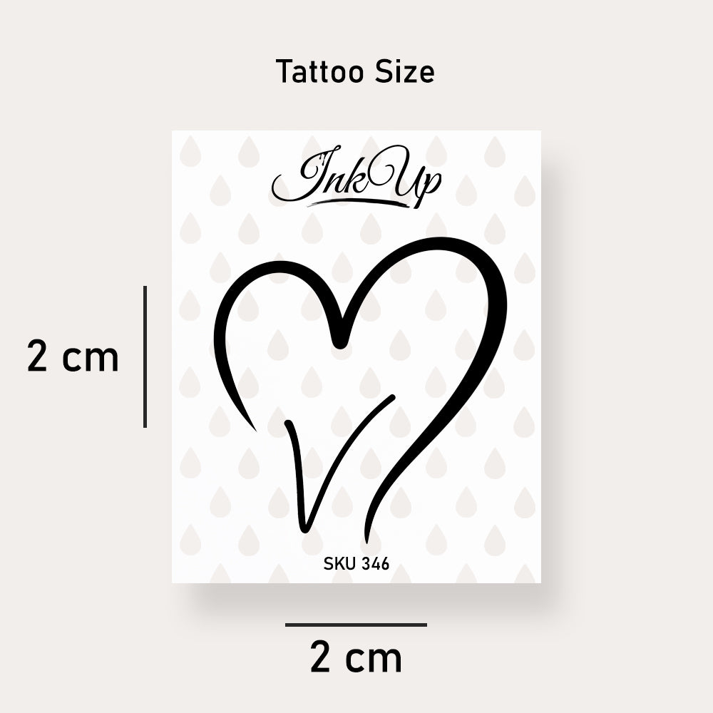 V Buchstaben Herz Tattoo