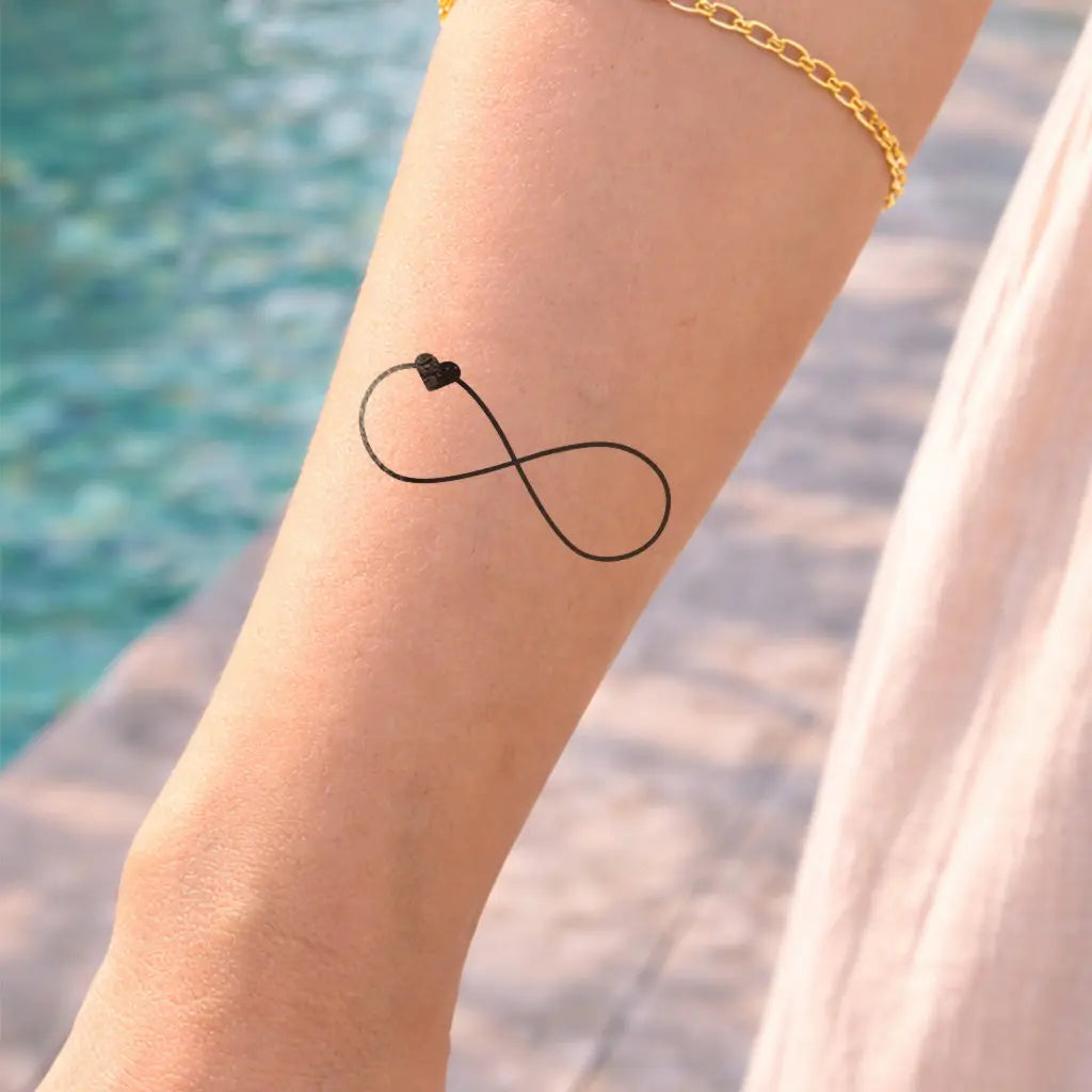 Unendlichkeitszeichen Tattoo